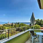 Tara-2 By Interhome Brseč