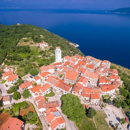 Tara-2 By Interhome * Brseč