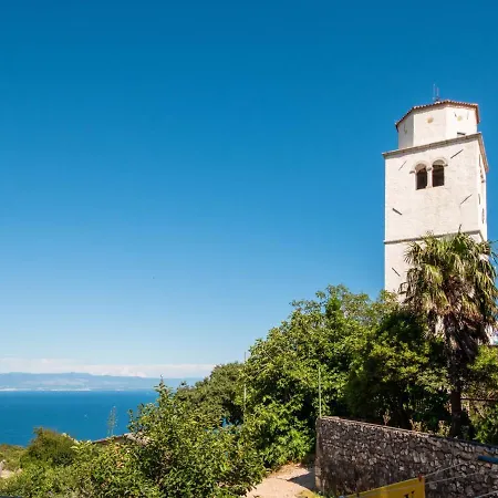 Tara-2 By Interhome * Brseč