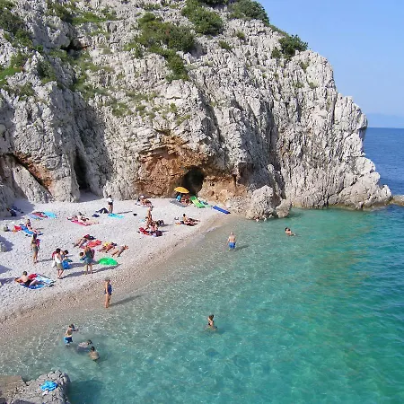 Tara-2 By Interhome Apartament