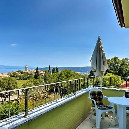 Tara-2 By Interhome Brseč