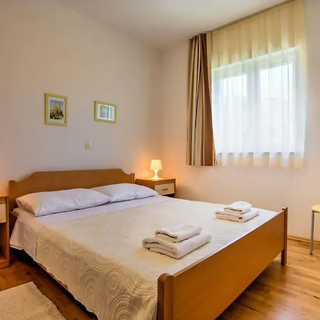 Tara-2 By Interhome Apartament